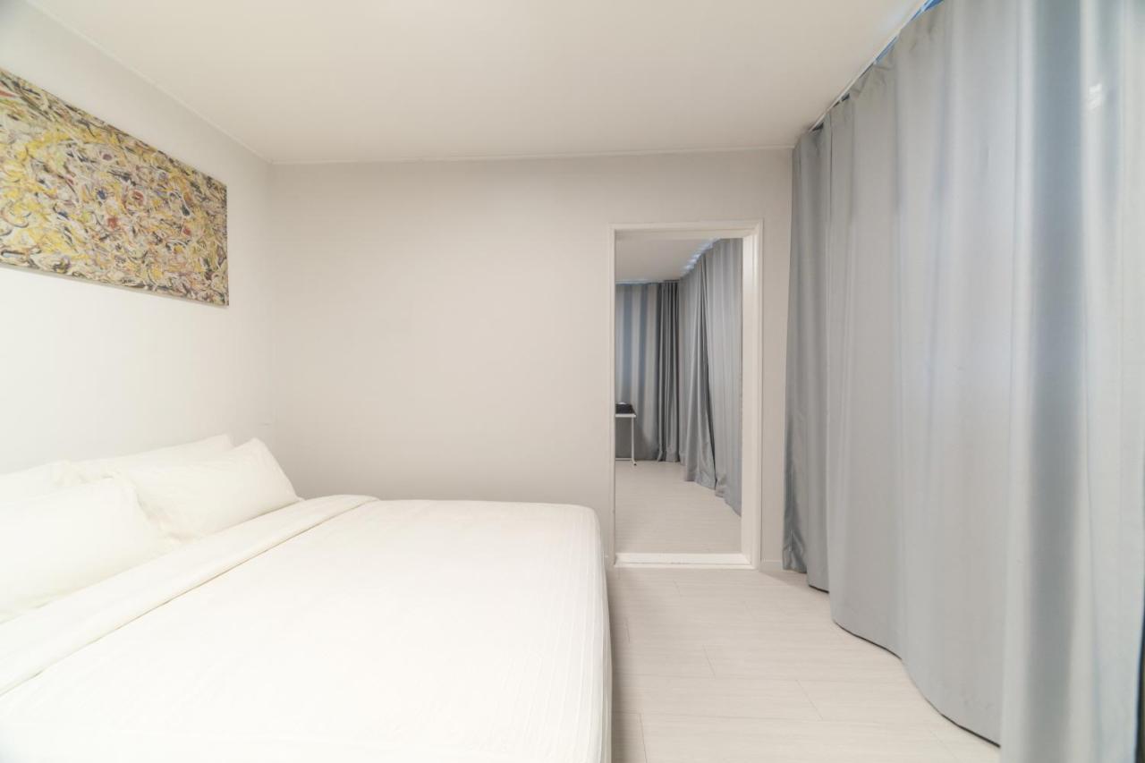 La Famille Hotel Янгянг Екстериор снимка